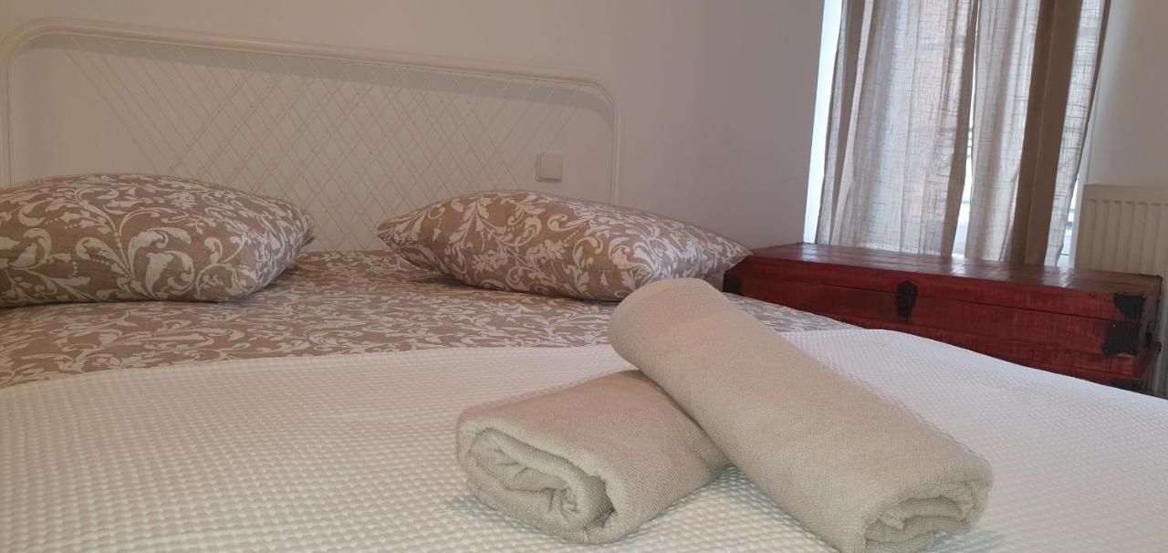 Santocha : Appartement En Plein Coeur De Ville ! Carcassonne Esterno foto