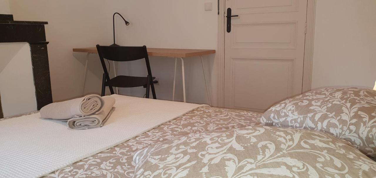 Santocha : Appartement En Plein Coeur De Ville ! Carcassonne Esterno foto